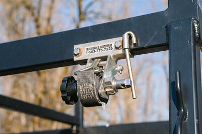 2023 GMC Sierra 3500 AT4 - Photo 7 - Gladstone, OR 97027