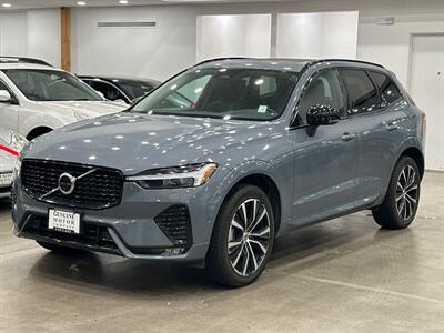 2024 Volvo XC60 Plus Dark Theme  