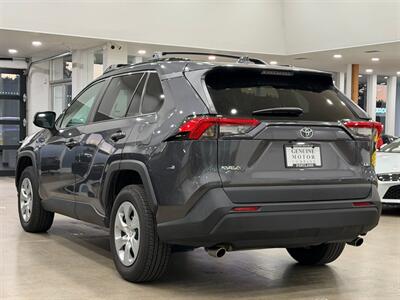 2021 Toyota RAV4 LE - Photo 4 - Gladstone, OR 97027