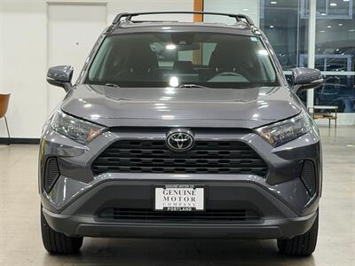 2021 Toyota RAV4 LE - Photo 2 - Gladstone, OR 97027