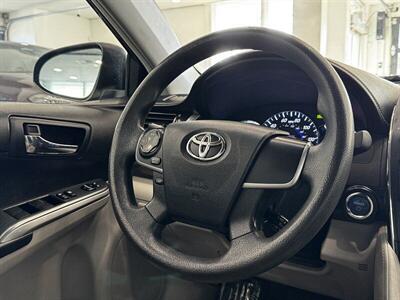 2012 Toyota Camry Hybrid LE   - Photo 27 - Gladstone, OR 97027
