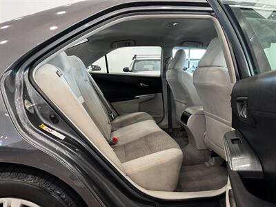 2012 Toyota Camry Hybrid LE   - Photo 10 - Gladstone, OR 97027