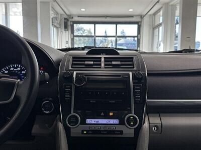 2012 Toyota Camry Hybrid LE   - Photo 30 - Gladstone, OR 97027