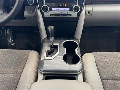 2012 Toyota Camry Hybrid LE   - Photo 33 - Gladstone, OR 97027
