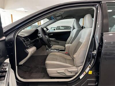 2012 Toyota Camry Hybrid LE   - Photo 7 - Gladstone, OR 97027