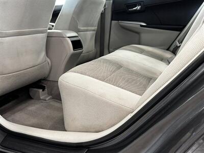 2012 Toyota Camry Hybrid LE   - Photo 19 - Gladstone, OR 97027