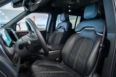 2023 Rivian R1S Adventure - Photo 6 - Gladstone, OR 97027