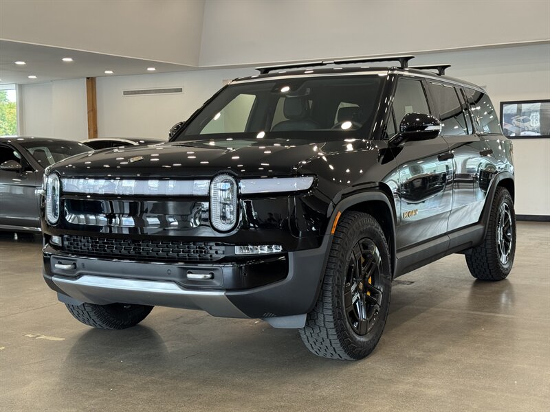 2023 Rivian R1S Adventure - Photo 1 - Gladstone, OR 97027