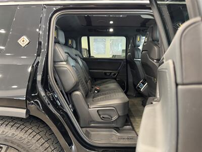 2023 Rivian R1S Adventure   - Photo 10 - Gladstone, OR 97027