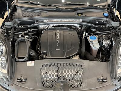 2018 Porsche Macan   - Photo 44 - Gladstone, OR 97027