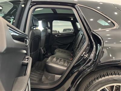 2018 Porsche Macan   - Photo 12 - Gladstone, OR 97027
