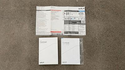 2024 Kia Carnival SX Prestige   - Photo 8 - Gladstone, OR 97027