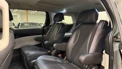 2024 Kia Carnival SX Prestige   - Photo 7 - Gladstone, OR 97027