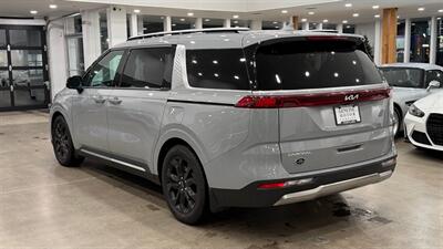 2024 Kia Carnival SX Prestige   - Photo 4 - Gladstone, OR 97027
