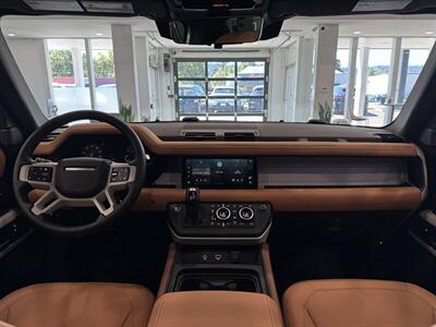 2024 Land Rover Defender 90 P300 S   - Photo 16 - Gladstone, OR 97027