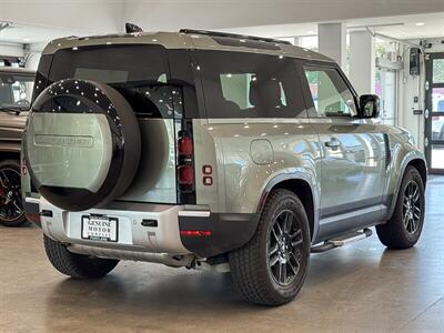 2024 Land Rover Defender 90 P300 S   - Photo 6 - Gladstone, OR 97027