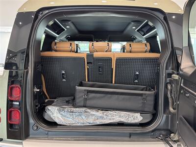 2024 Land Rover Defender 90 P300 S   - Photo 29 - Gladstone, OR 97027