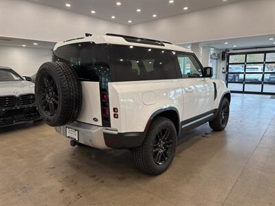 2021 Land Rover Defender 90 S - Photo 2 - Gladstone, OR 97027