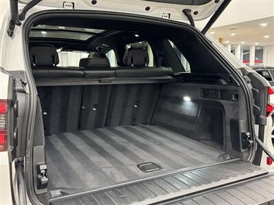 2021 BMW X5 M50i xDrive   - Photo 43 - Gladstone, OR 97027