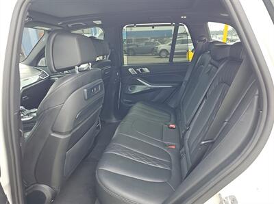 2021 BMW X5 M50i xDrive   - Photo 9 - Gladstone, OR 97027