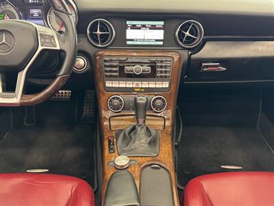 2015 Mercedes-Benz SLK SLK 350   - Photo 22 - Gladstone, OR 97027