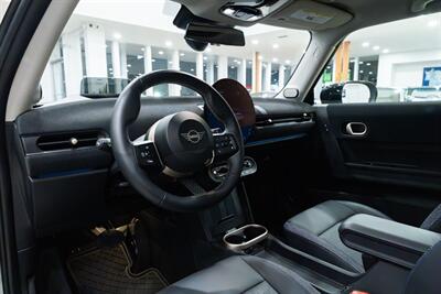 2025 MINI Hardtop 2 Door Cooper S Signature Trim   - Photo 6 - Gladstone, OR 97027