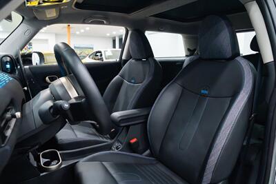 2025 MINI Hardtop 2 Door Cooper S Signature Trim   - Photo 7 - Gladstone, OR 97027