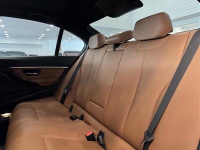 2017 BMW 330i xDrive   - Photo 17 - Gladstone, OR 97027