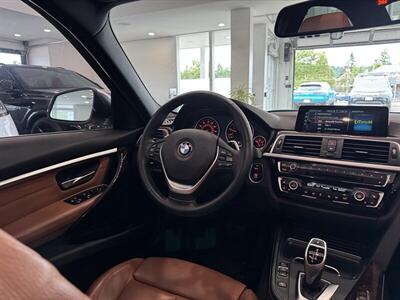 2017 BMW 330i xDrive   - Photo 19 - Gladstone, OR 97027