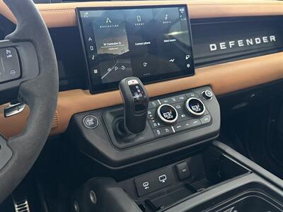 2023 Land Rover Defender Carpathian Edition   - Photo 33 - Gladstone, OR 97027