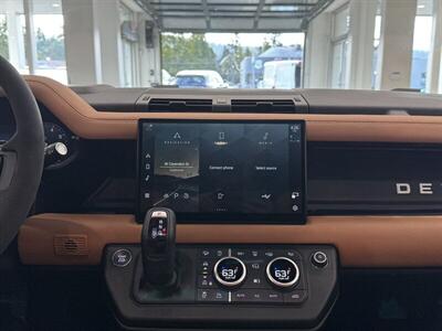 2023 Land Rover Defender Carpathian Edition   - Photo 28 - Gladstone, OR 97027