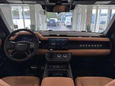 2023 Land Rover Defender Carpathian Edition   - Photo 8 - Gladstone, OR 97027