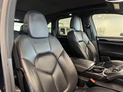 2015 Porsche Cayenne S   - Photo 9 - Gladstone, OR 97027