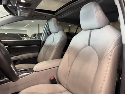 2022 Toyota Camry Hybrid XLE   - Photo 22 - Gladstone, OR 97027