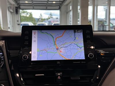 2022 Toyota Camry Hybrid XLE   - Photo 33 - Gladstone, OR 97027