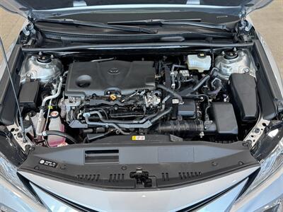 2022 Toyota Camry Hybrid XLE   - Photo 45 - Gladstone, OR 97027