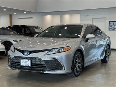 2022 Toyota Camry Hybrid XLE   - Photo 1 - Gladstone, OR 97027