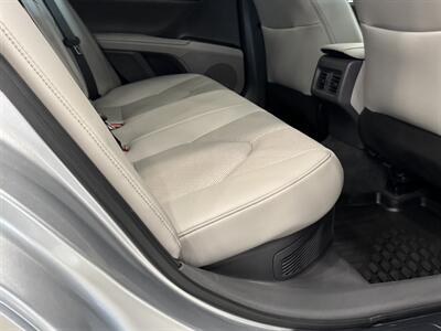 2022 Toyota Camry Hybrid XLE   - Photo 20 - Gladstone, OR 97027