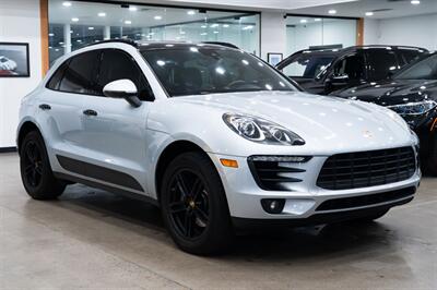 2017 Porsche Macan   - Photo 3 - Gladstone, OR 97027