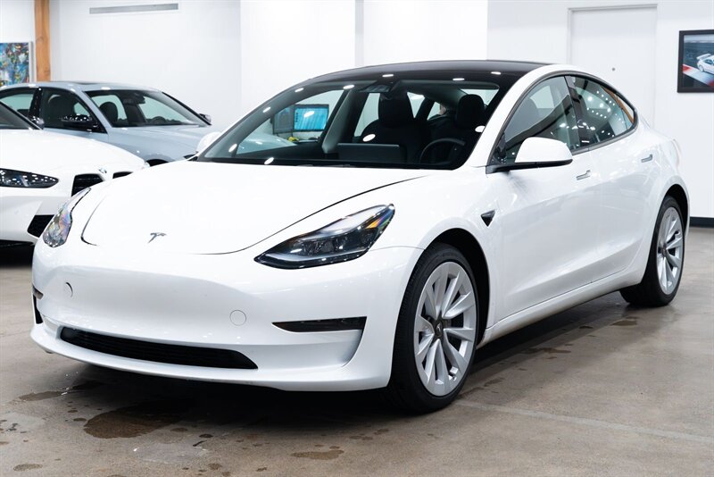 2023 Tesla Model 3   - Photo 1 - Gladstone, OR 97027