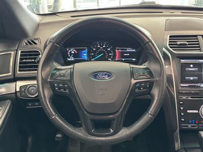 2016 Ford Explorer Sport   - Photo 25 - Gladstone, OR 97027