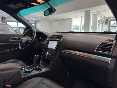 2016 Ford Explorer Sport   - Photo 16 - Gladstone, OR 97027