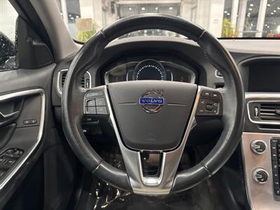 2018 Volvo V60 Cross Country T5 Premier   - Photo 14 - Gladstone, OR 97027