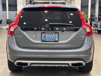 2018 Volvo V60 Cross Country T5 Premier   - Photo 5 - Gladstone, OR 97027