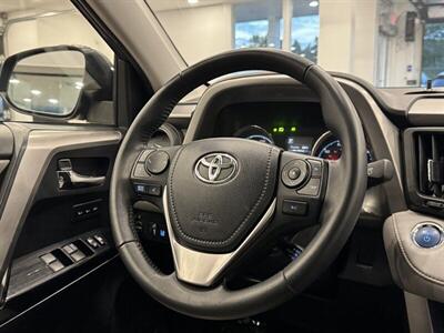2017 Toyota RAV4 Hybrid Limited - Photo 29 - Gladstone, OR 97027