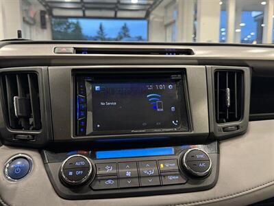 2017 Toyota RAV4 Hybrid Limited - Photo 34 - Gladstone, OR 97027