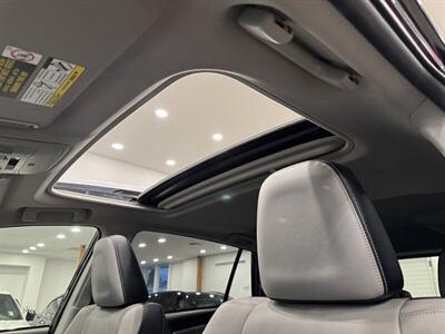 2017 Toyota RAV4 Hybrid Limited - Photo 38 - Gladstone, OR 97027