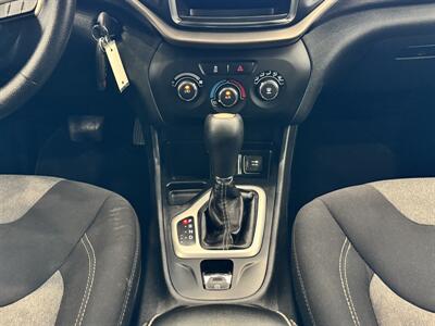 2016 Jeep Cherokee Sport   - Photo 35 - Gladstone, OR 97027