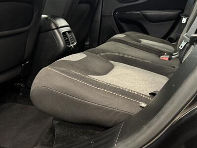 2016 Jeep Cherokee Sport   - Photo 19 - Gladstone, OR 97027