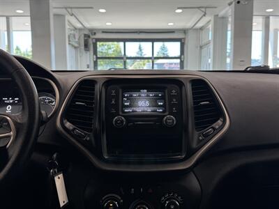 2016 Jeep Cherokee Sport   - Photo 33 - Gladstone, OR 97027